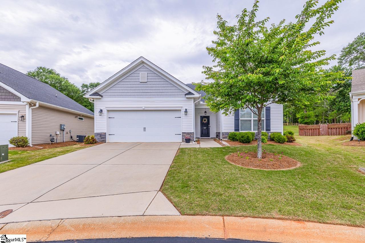257 Cassingham Lane