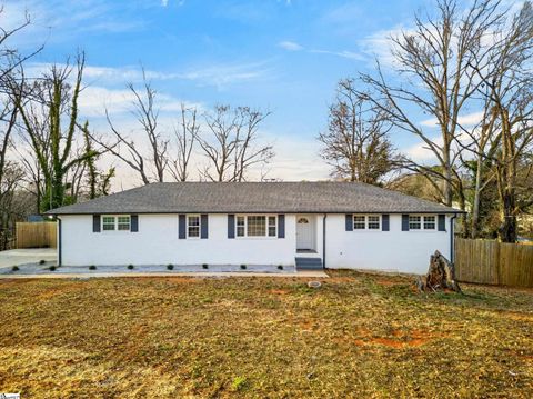 Photo of 36 Sherman Lane, Greenville, SC 29605 (MLS # 1582555)