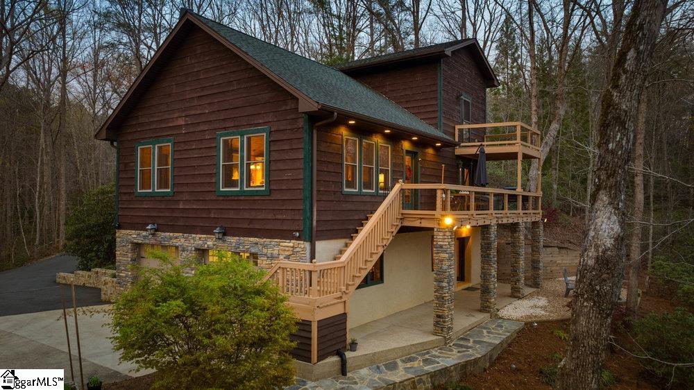 502 Caledonia Loop