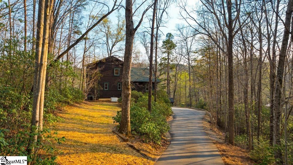 502 Caledonia Loop