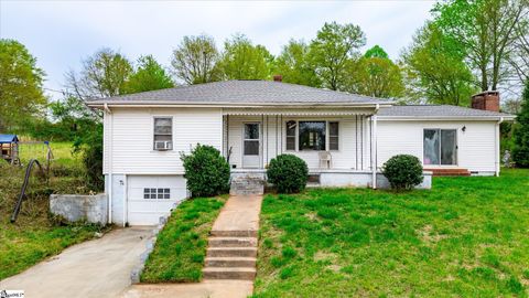 Photo of 7703 Moorefield Memorial Highway, Liberty, SC 29657 (MLS # 1586625)