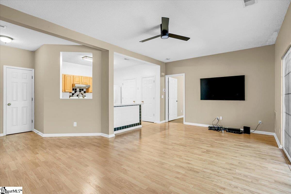 Anderson, South Carolina 29621, United States, 2 Bedrooms Bedrooms, ,2 BathroomsBathrooms,Residential,Contingent,179