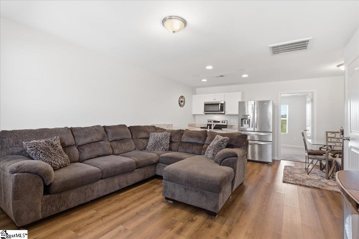 125 Adger Road