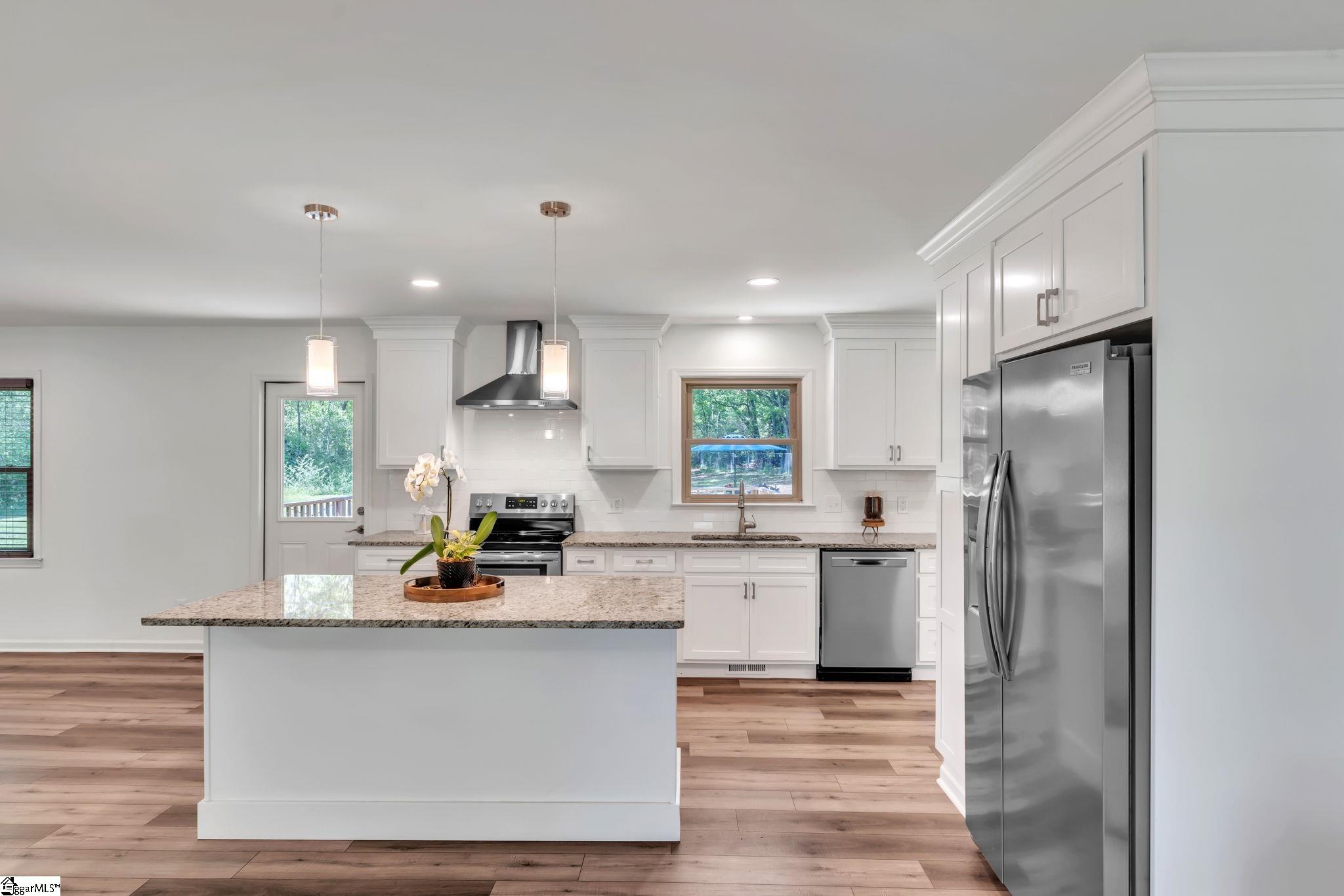 745 Canterbury Trail