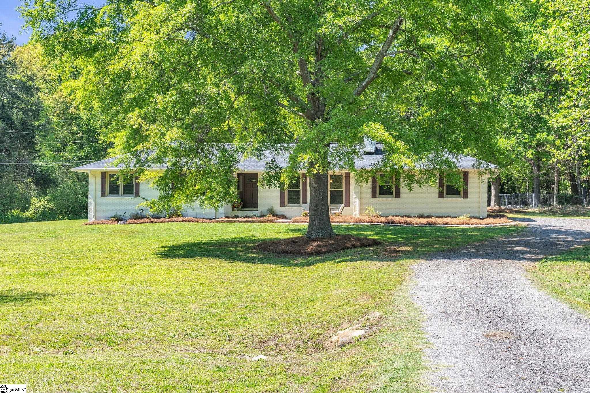 745 Canterbury Trail