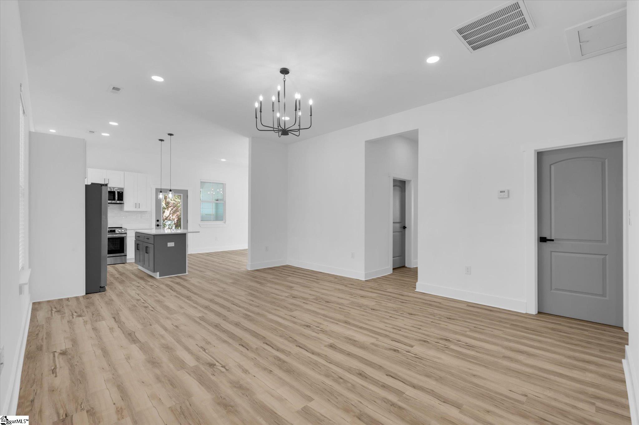 208 Drury Lane