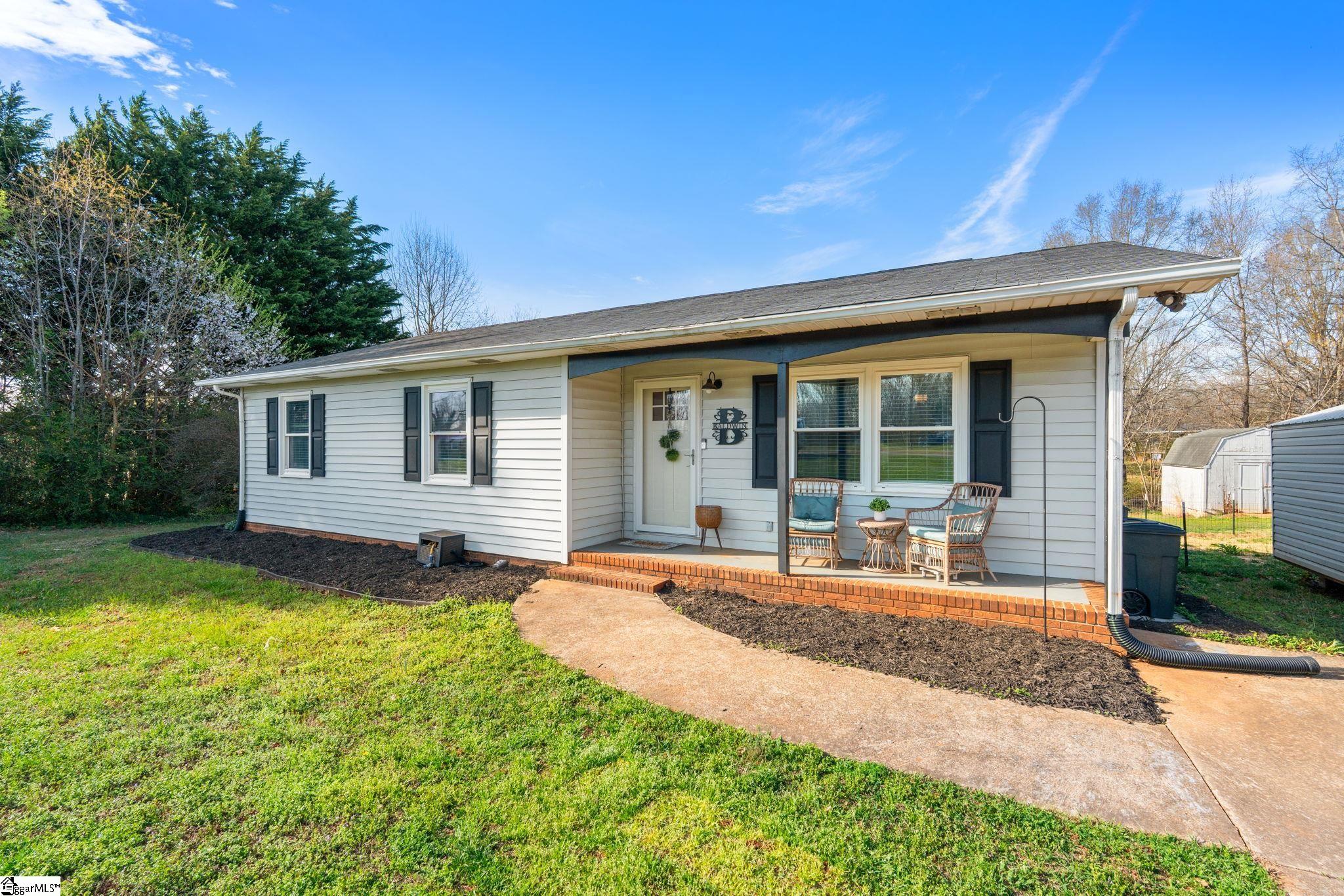 110 N Blue Ridge Circle