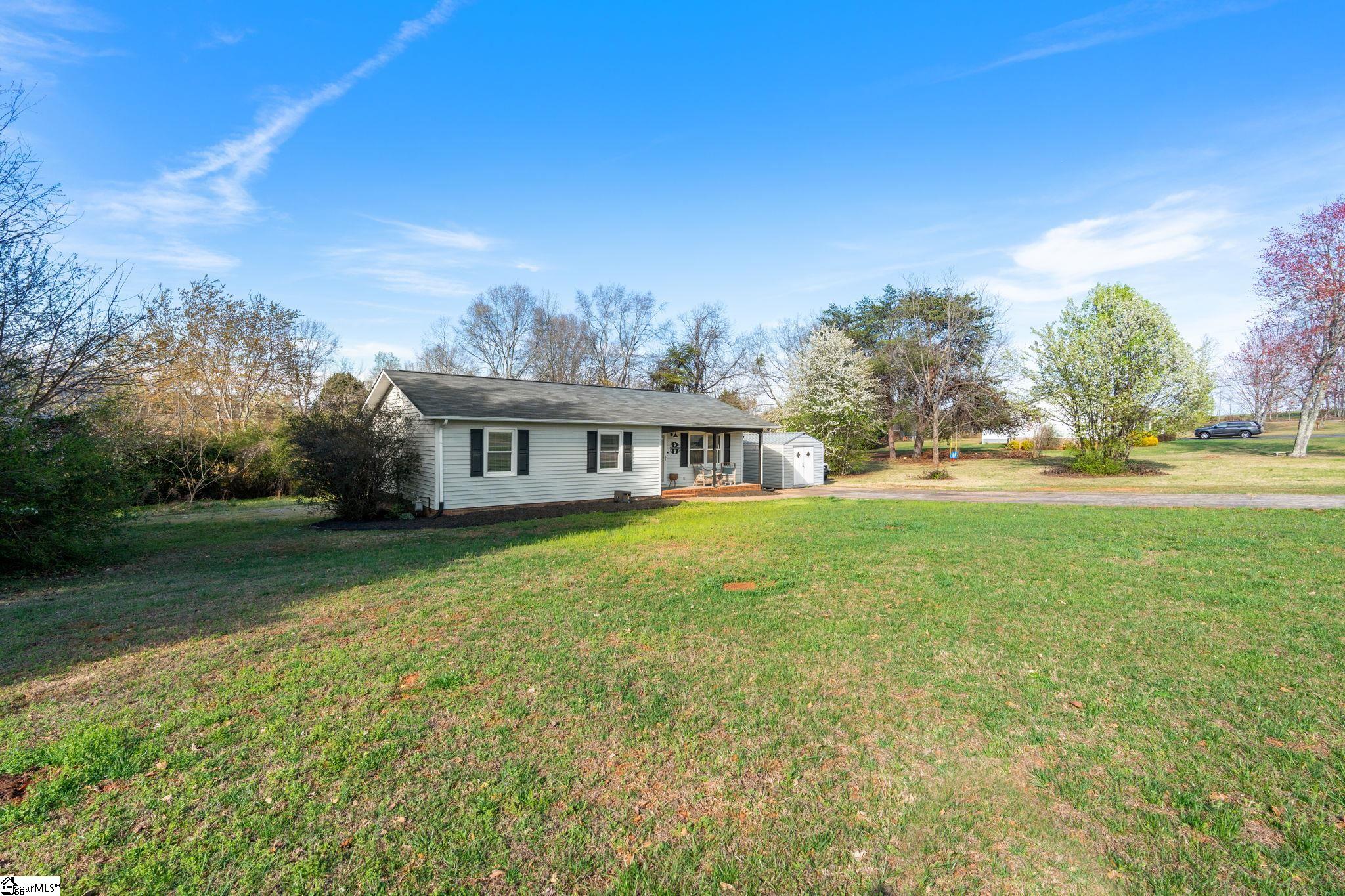 110 N Blue Ridge Circle