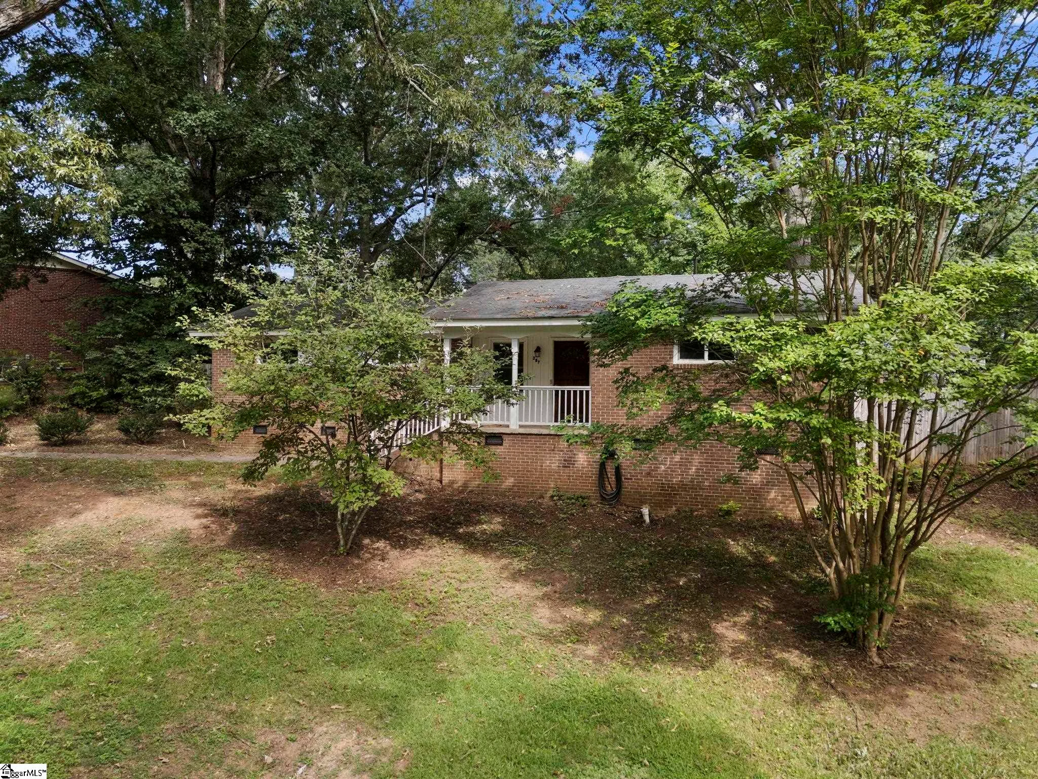 207 Seminole Drive