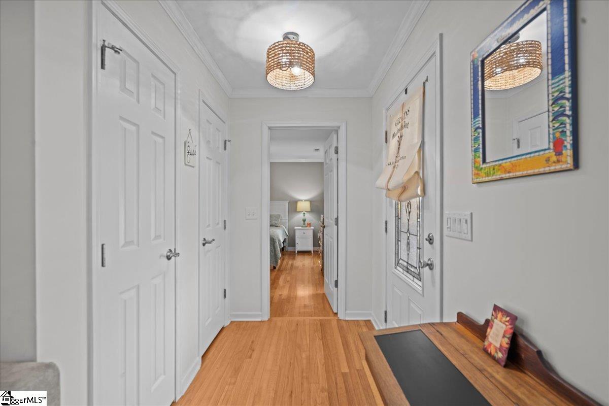 106 Rippleview Drive