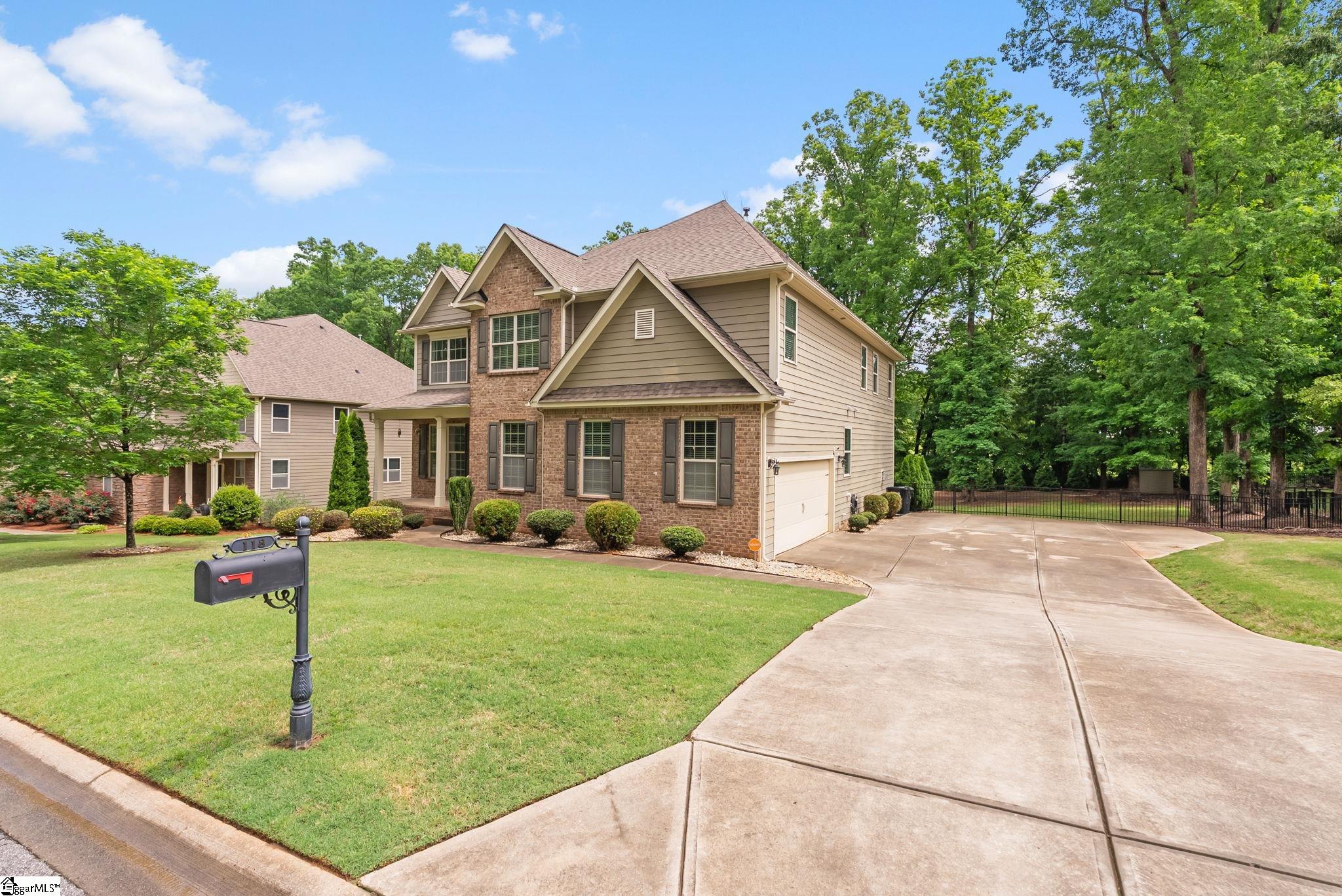 118 Waltzing Vine Lane