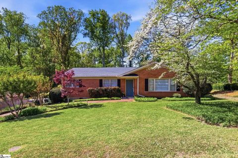 Photo of 7 Dera Street, Greenville, SC 29615 (MLS # 1588068)