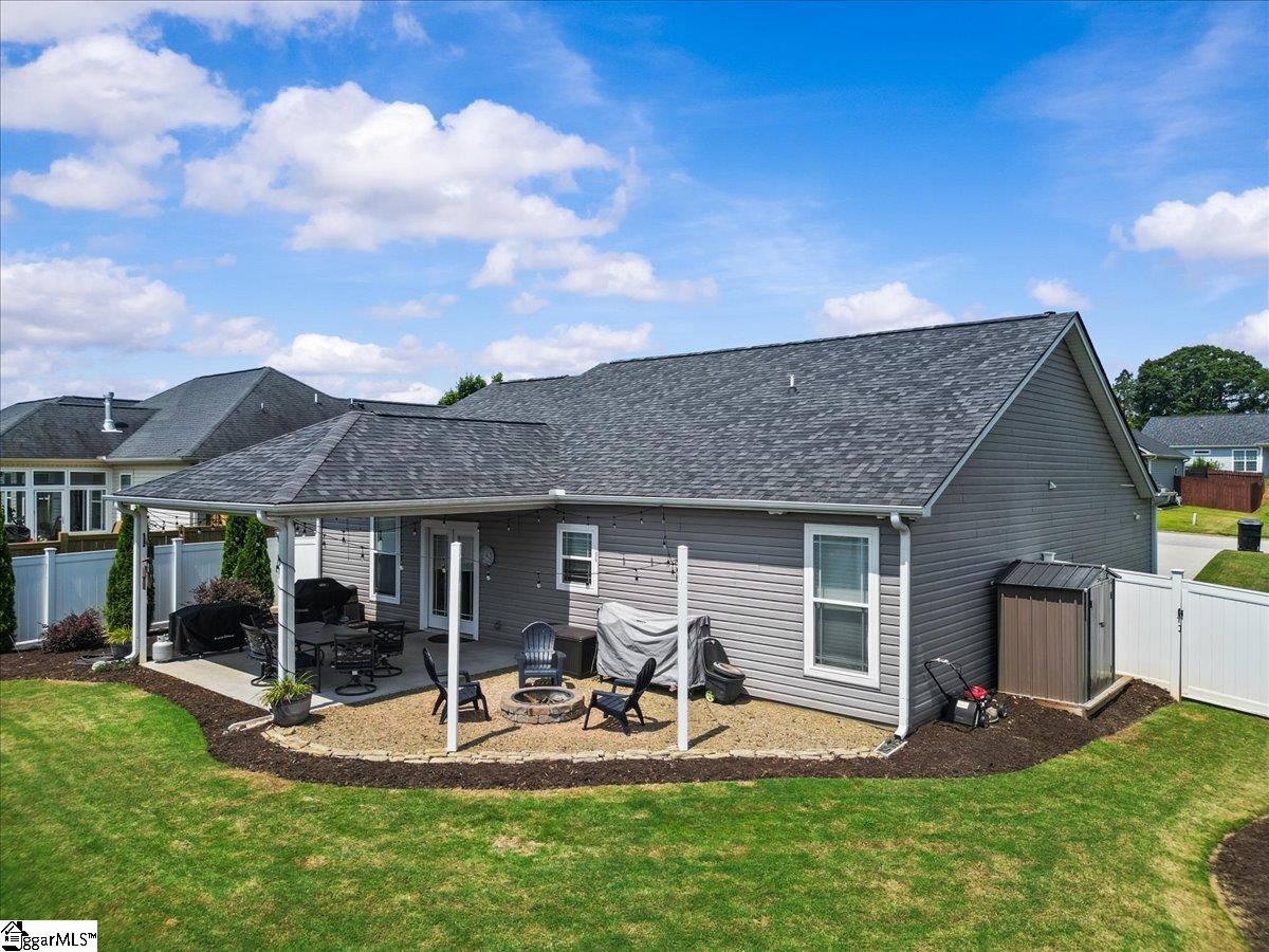 Piedmont, South Carolina 29673, United States, 3 Bedrooms Bedrooms, ,2 BathroomsBathrooms,Residential,Contingent,160253