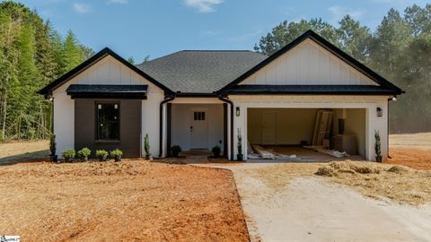 426 N Palmetto Street Liberty SC 29657