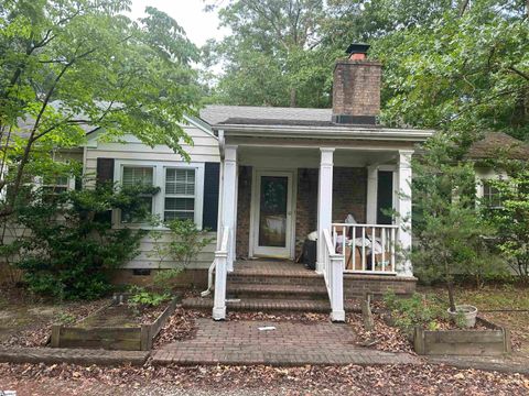 Photo of 1107 Roper Mountain Road, Greenville, SC 29615 (MLS # 1593607)