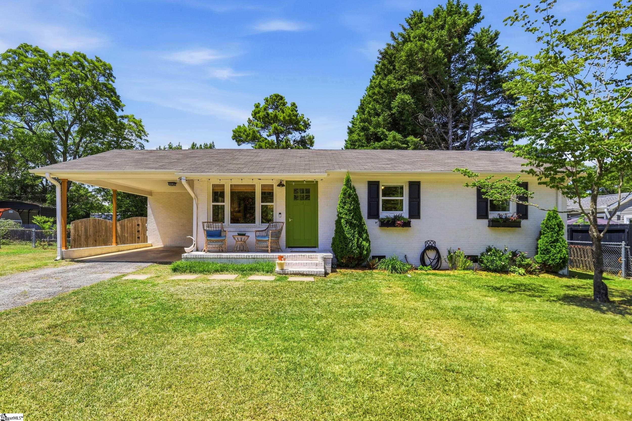 101 Dove Lane, Taylors, SC, 29687