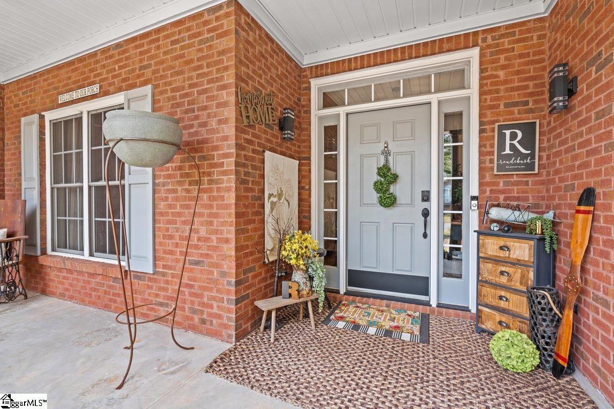 115 Hunting Meadow Drive