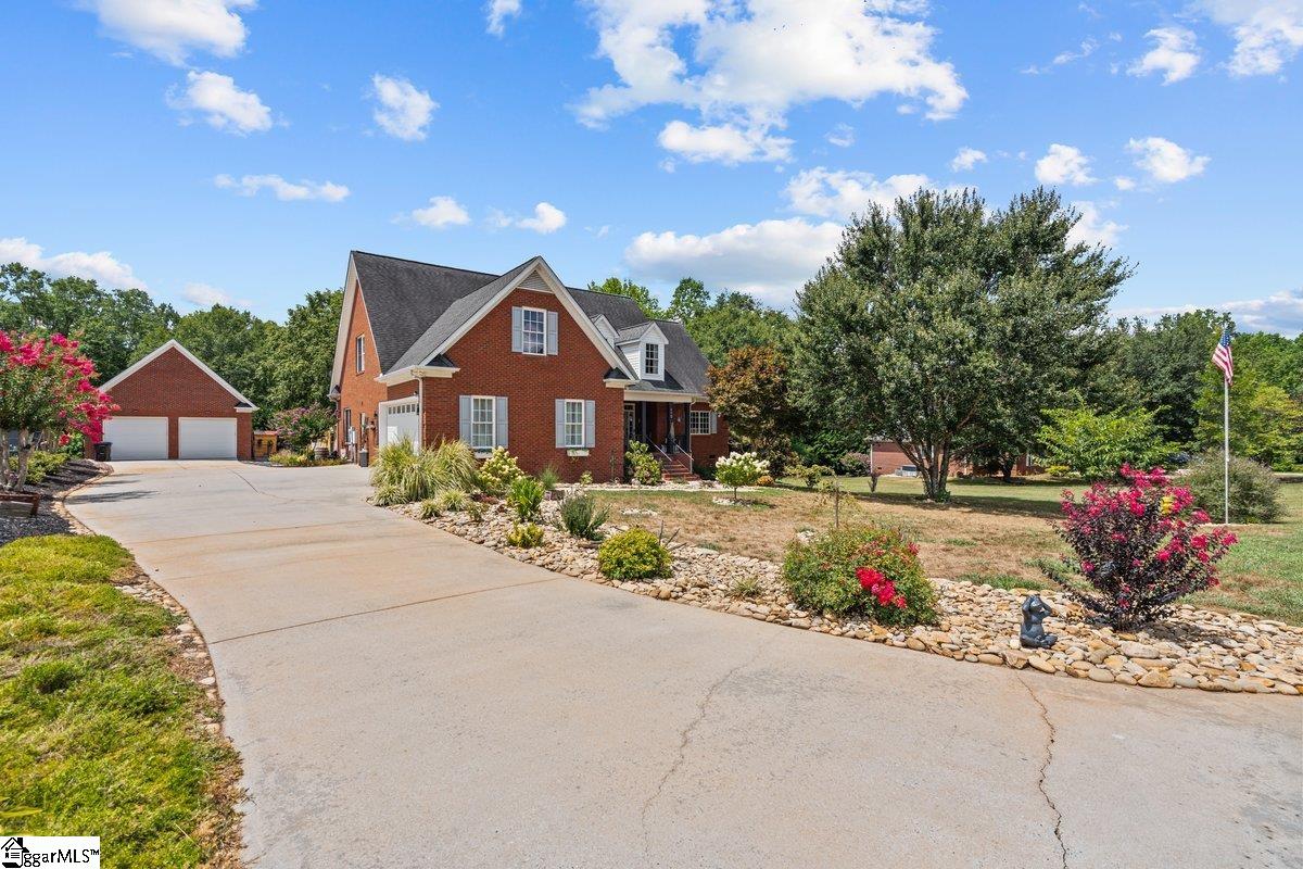 115 Hunting Meadow Drive
