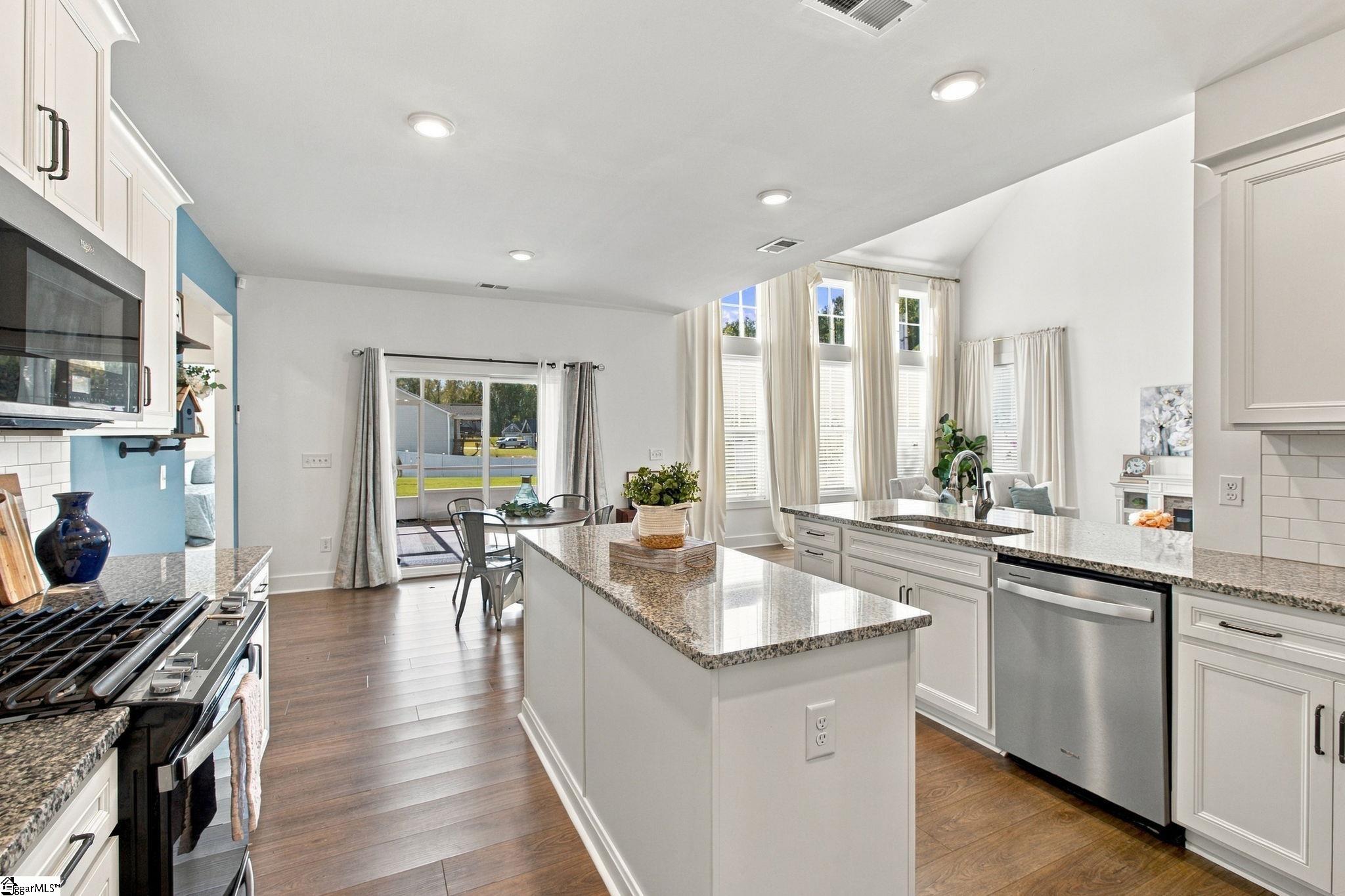 Real Estate Search 2 701 Oak Hill Lane