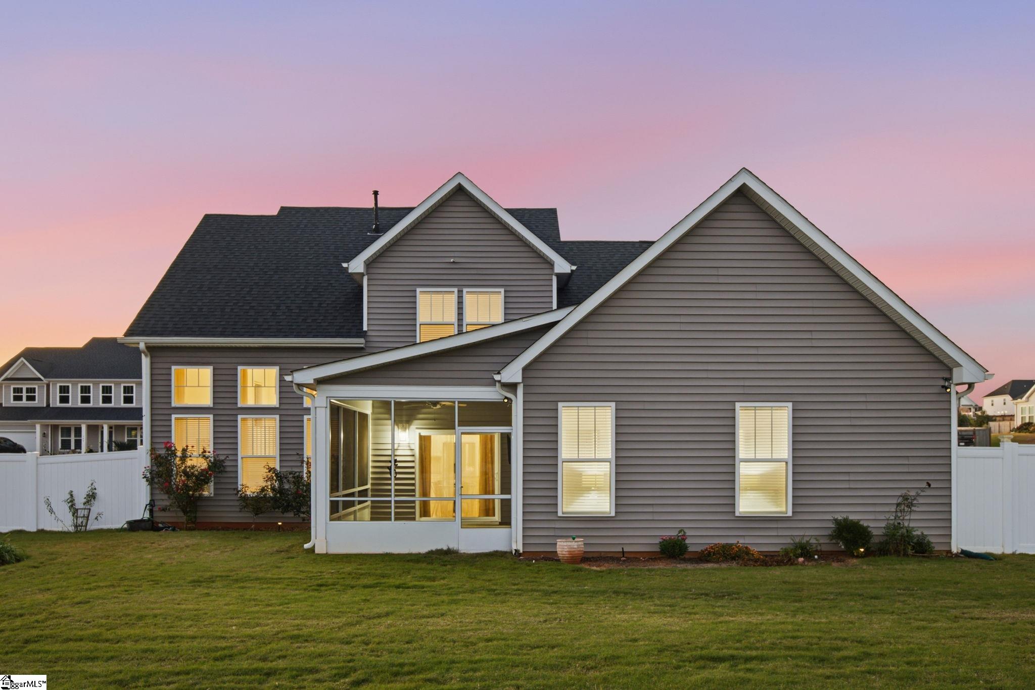 Real Estate Search 1 701 Oak Hill Lane