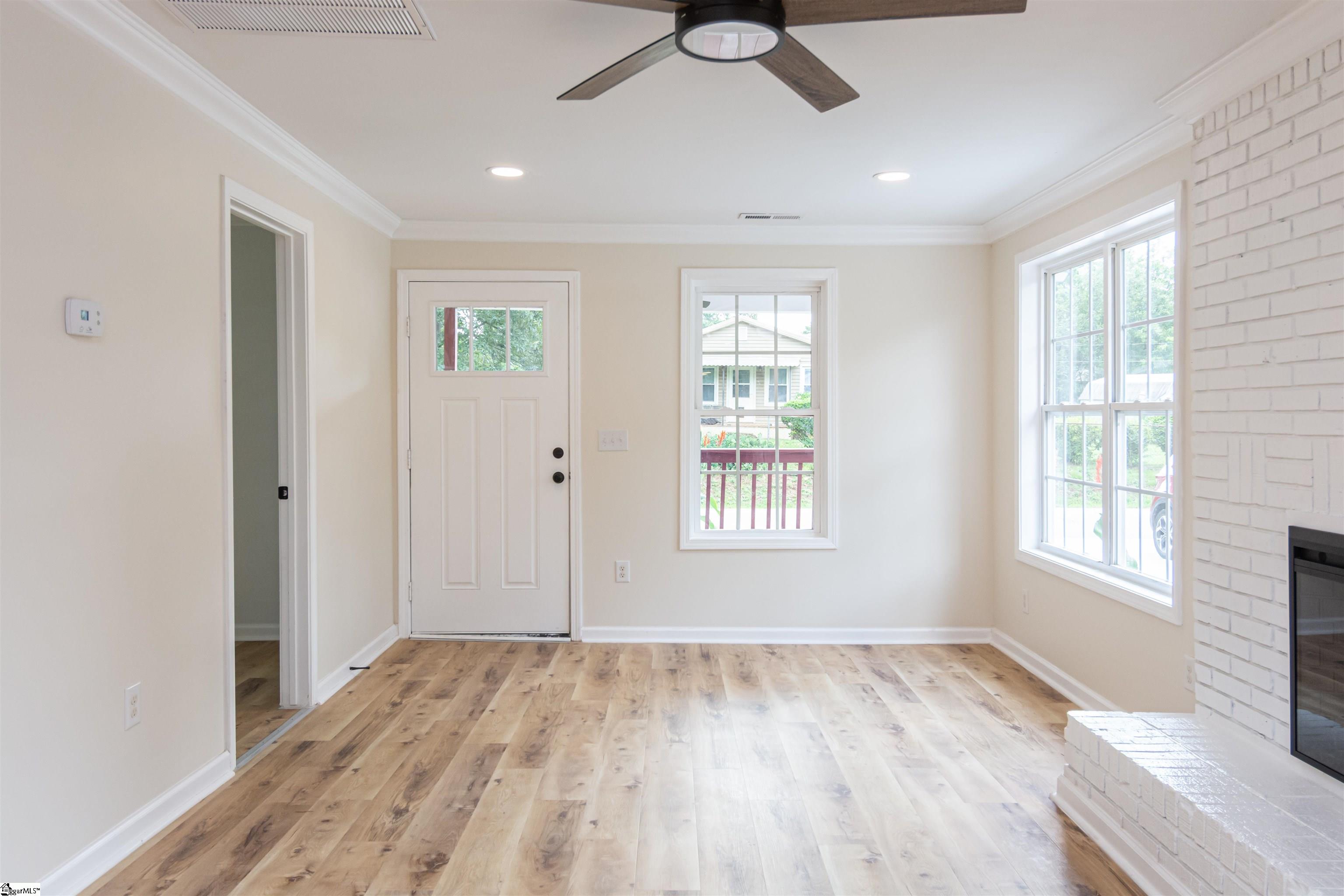 Spartanburg, South Carolina 29301, United States, 3 Bedrooms Bedrooms, ,2 BathroomsBathrooms,Residential,Active,150826