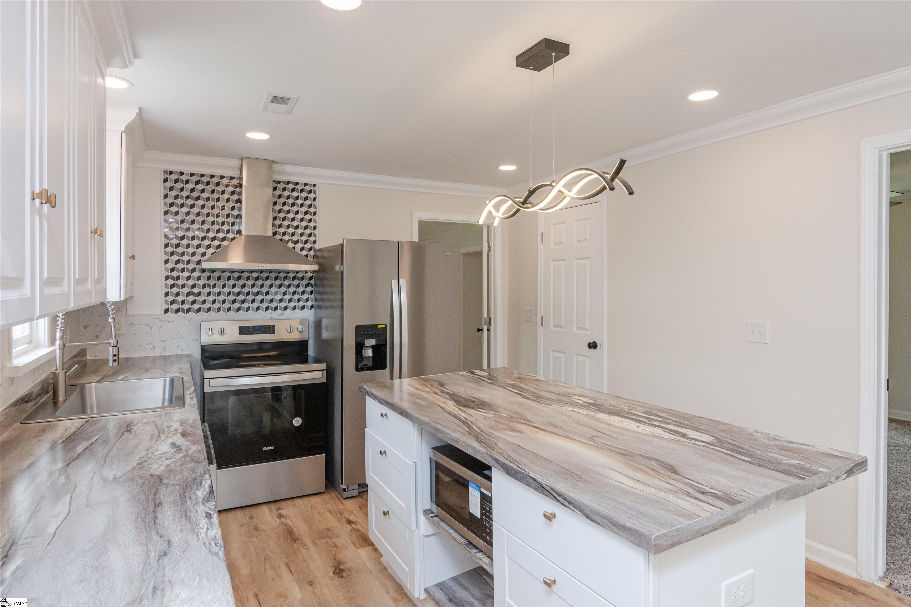 Spartanburg, South Carolina 29301, United States, 3 Bedrooms Bedrooms, ,2 BathroomsBathrooms,Residential,Active,150826