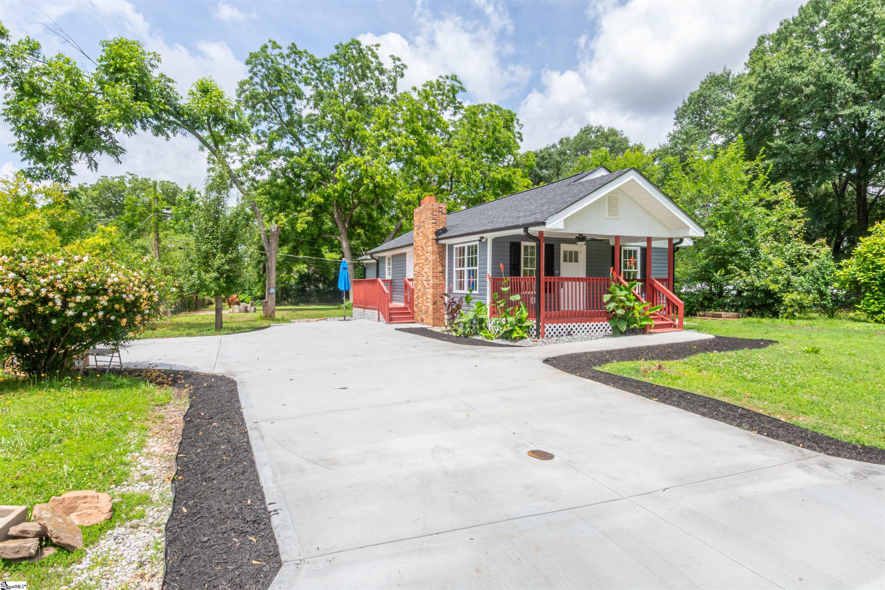 Spartanburg, South Carolina 29301, United States, 3 Bedrooms Bedrooms, ,2 BathroomsBathrooms,Residential,Active,150826