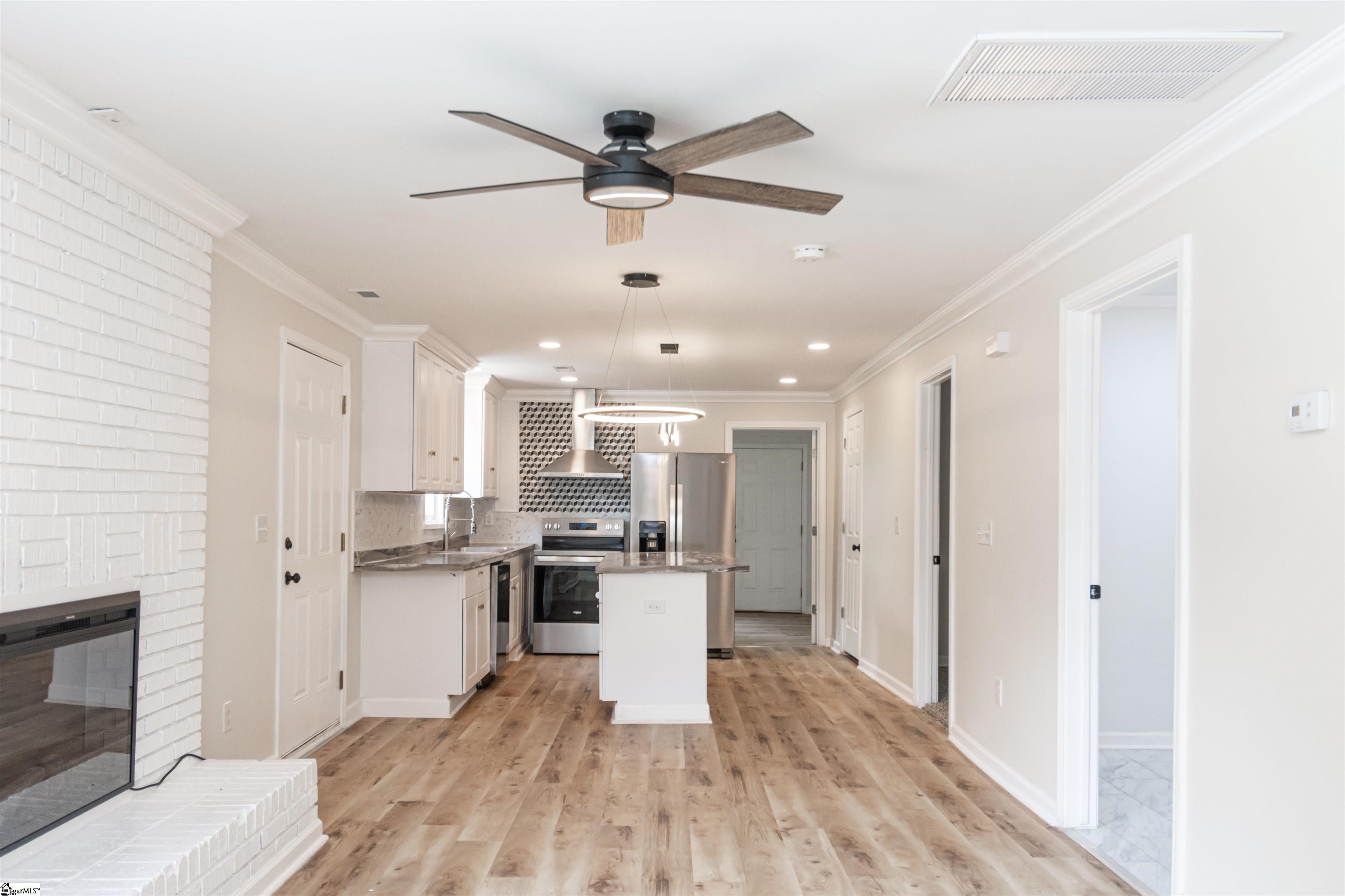 Spartanburg, South Carolina 29301, United States, 3 Bedrooms Bedrooms, ,2 BathroomsBathrooms,Residential,Active,150826