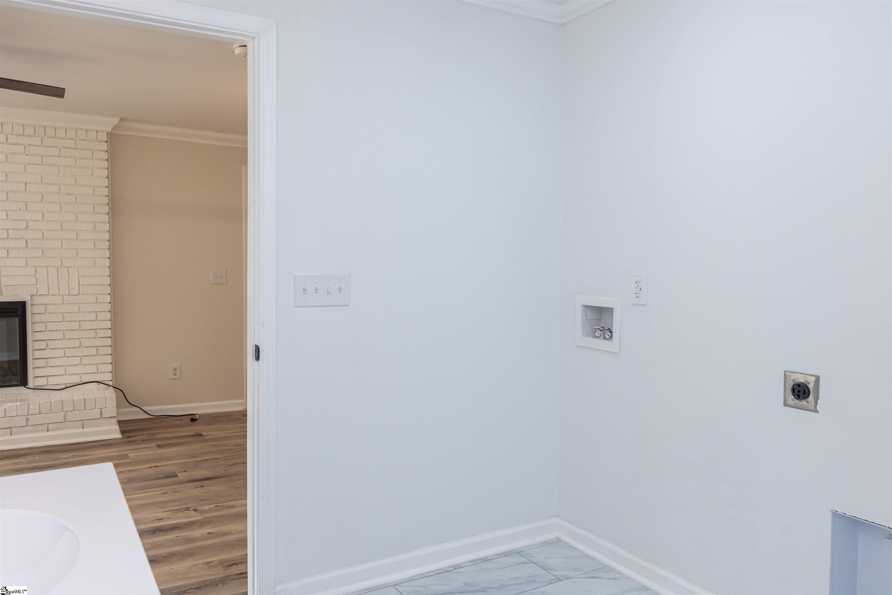 Spartanburg, South Carolina 29301, United States, 3 Bedrooms Bedrooms, ,2 BathroomsBathrooms,Residential,Active,150826