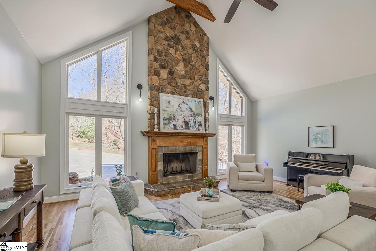 290 Coves End Point