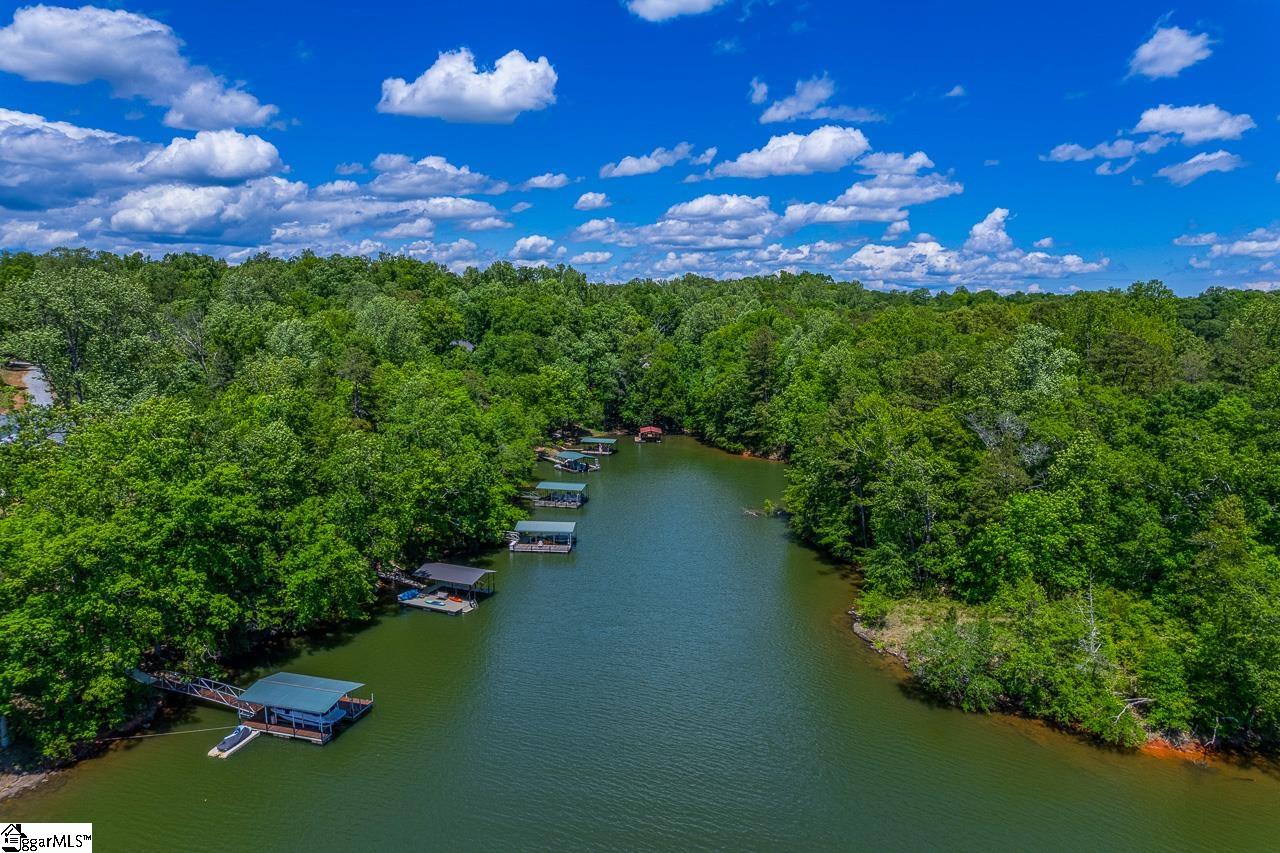 290 Coves End Point