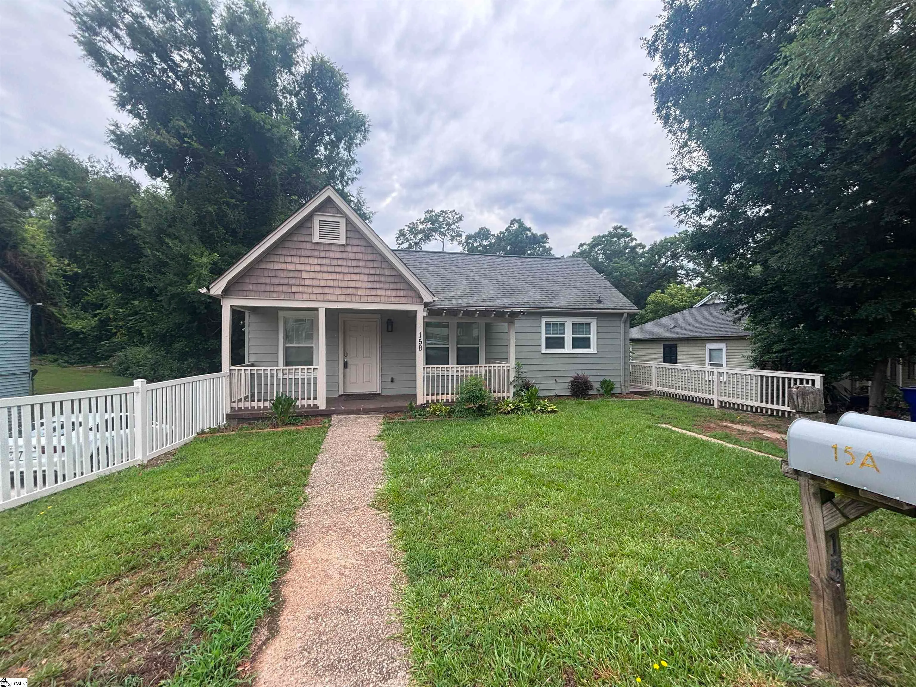 15 Eastlan Drive