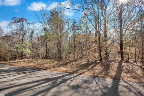 1104 Bay Drive Fair Play SC 29643