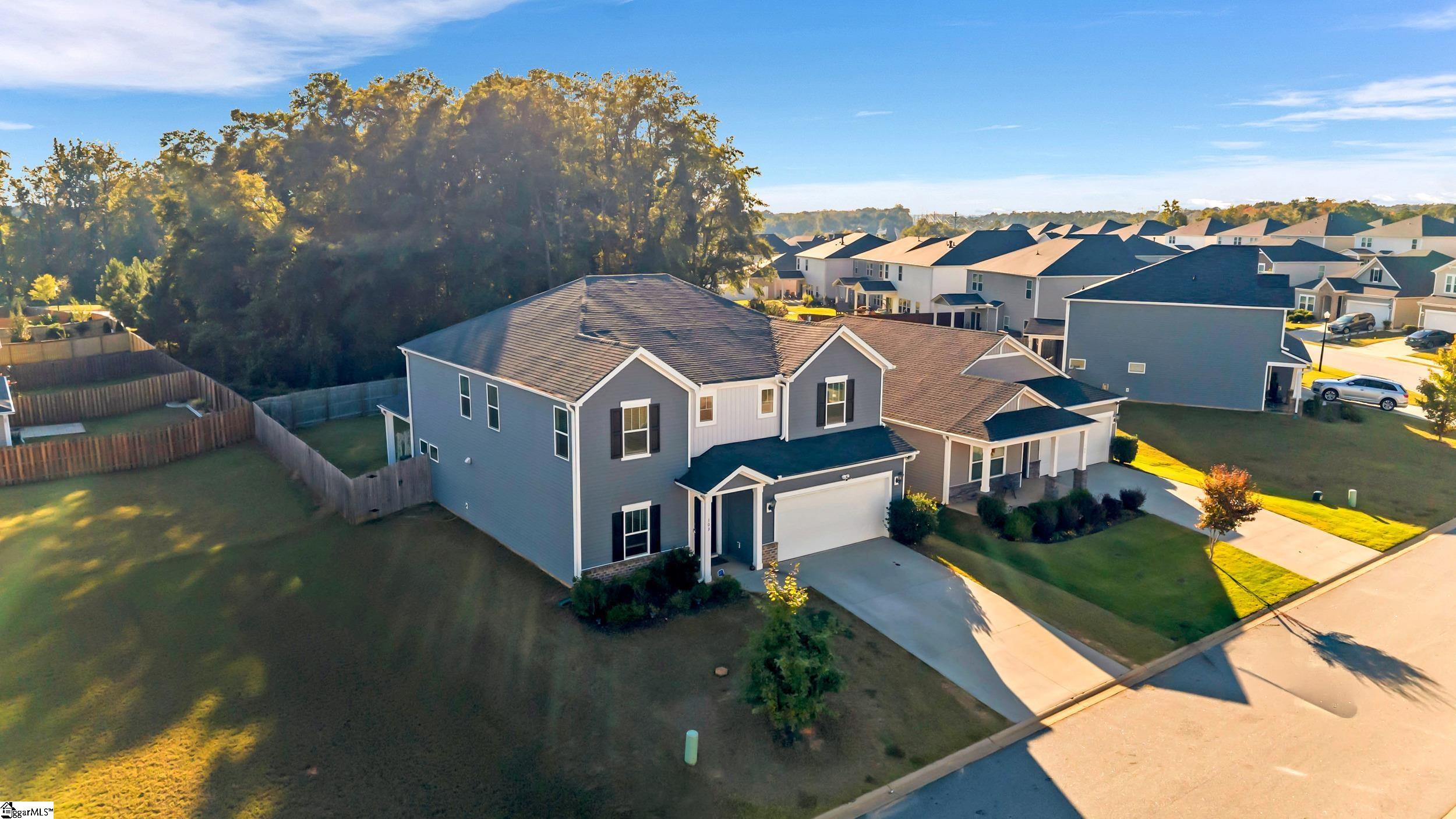 Real Estate Search 2 103 Pewter Circle