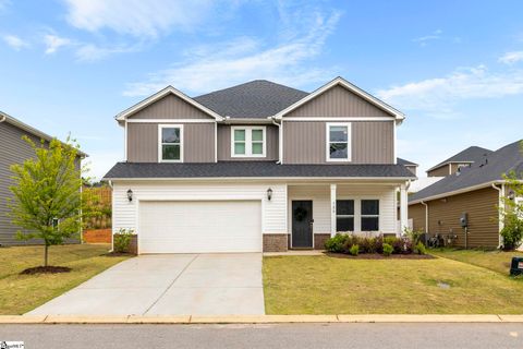 Photo of 320 Lavinia Circle, Duncan, SC 29334 (MLS # 1591610)