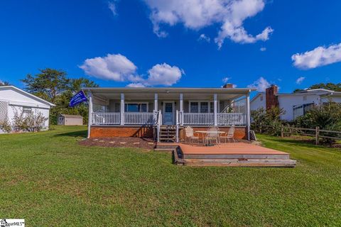 Photo of 104 Coastline Drive, Inman, SC 29349 (MLS # 1571246)