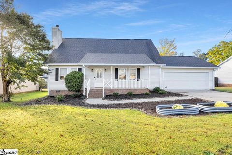 Photo of 105 Terrace Road, Easley, SC 29642 (MLS # 1573725)