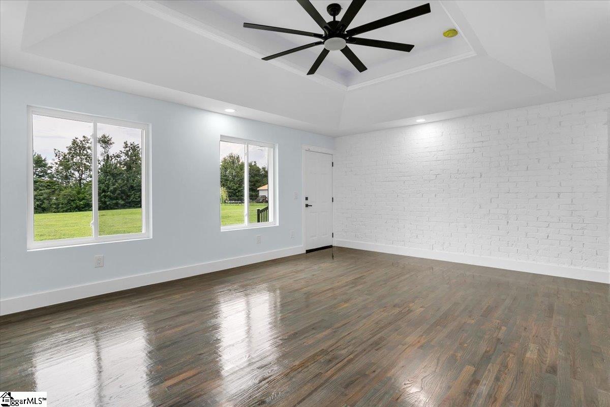 Taylors, South Carolina 29687, United States, 4 Bedrooms Bedrooms, ,3 BathroomsBathrooms,Residential,Active,200836