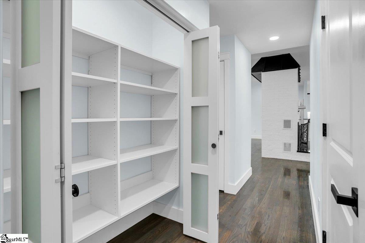 Taylors, South Carolina 29687, United States, 4 Bedrooms Bedrooms, ,3 BathroomsBathrooms,Residential,Active,200836