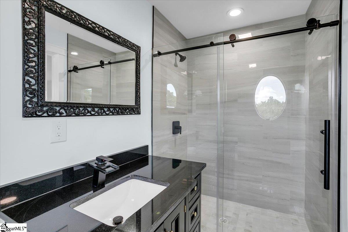 Taylors, South Carolina 29687, United States, 4 Bedrooms Bedrooms, ,3 BathroomsBathrooms,Residential,Active,200836