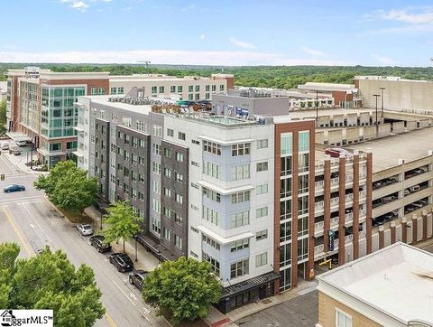 Photo of 100 E Washington Street Unit 52, Greenville, SC 29601 (MLS # 1591686)