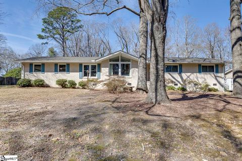 Photo of 110 Bonwood Avenue, Simpsonville, SC 29681 (MLS # 1582304)