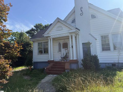 Photo of 105 S 5th Street, Easley, SC 29640 (MLS # 1596722)
