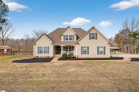 Photo of 568 Kilgore Bridge Road, Woodruff, SC 29388 (MLS # 1583183)