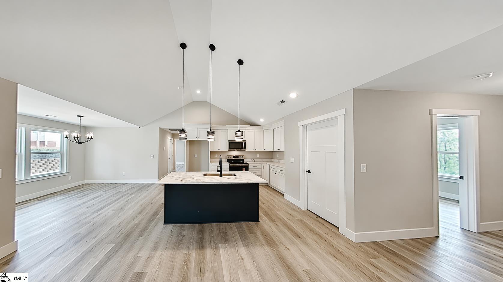 366 W Church Avenue