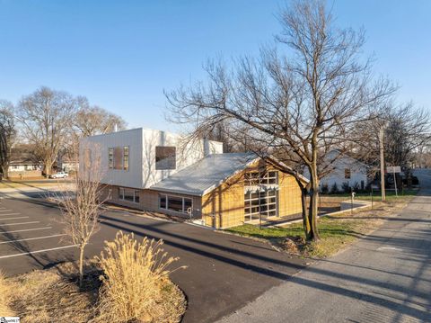 20 Draper Street Greenville SC 29611