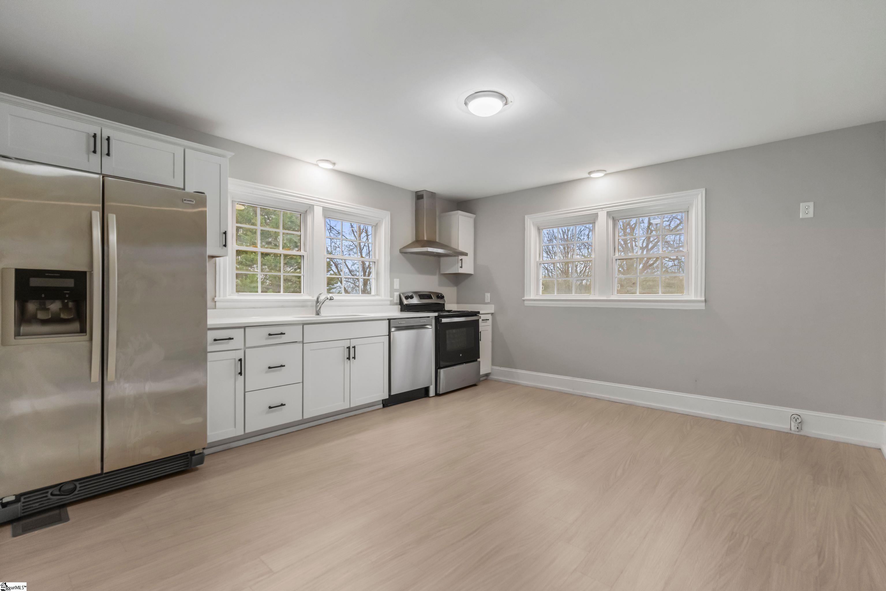 201 E Beattie Street