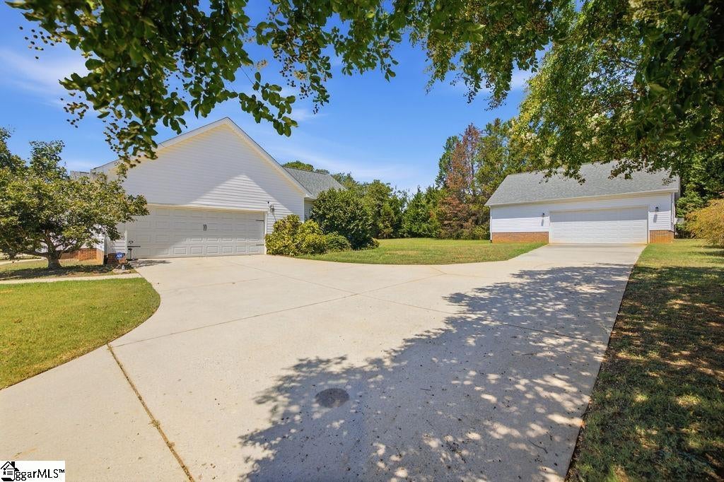 107 Saddle Brook