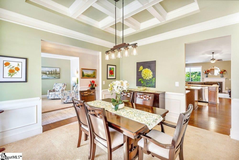 1003 Hillcrest Court