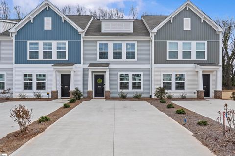Photo of 668 Blossom Run, Spartanburg, SC 29307 (MLS # 1582353)